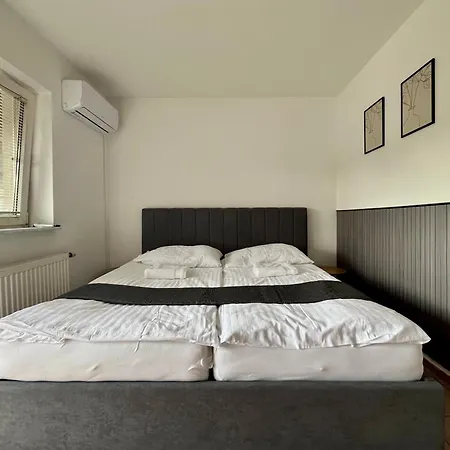 Apartment Simple